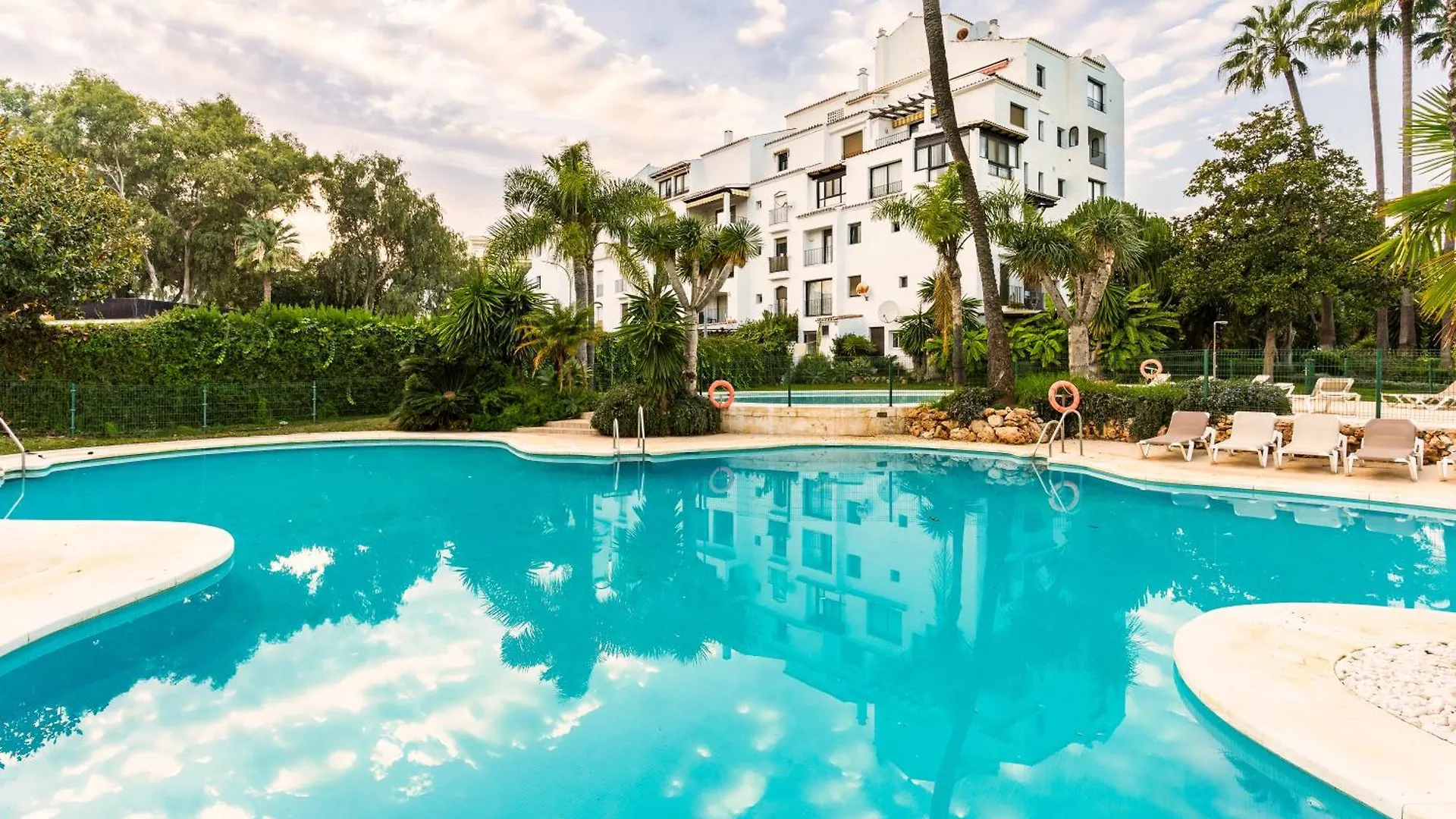 1 Bed Apartment In Puerto Banus Marbella 0*,  Spain