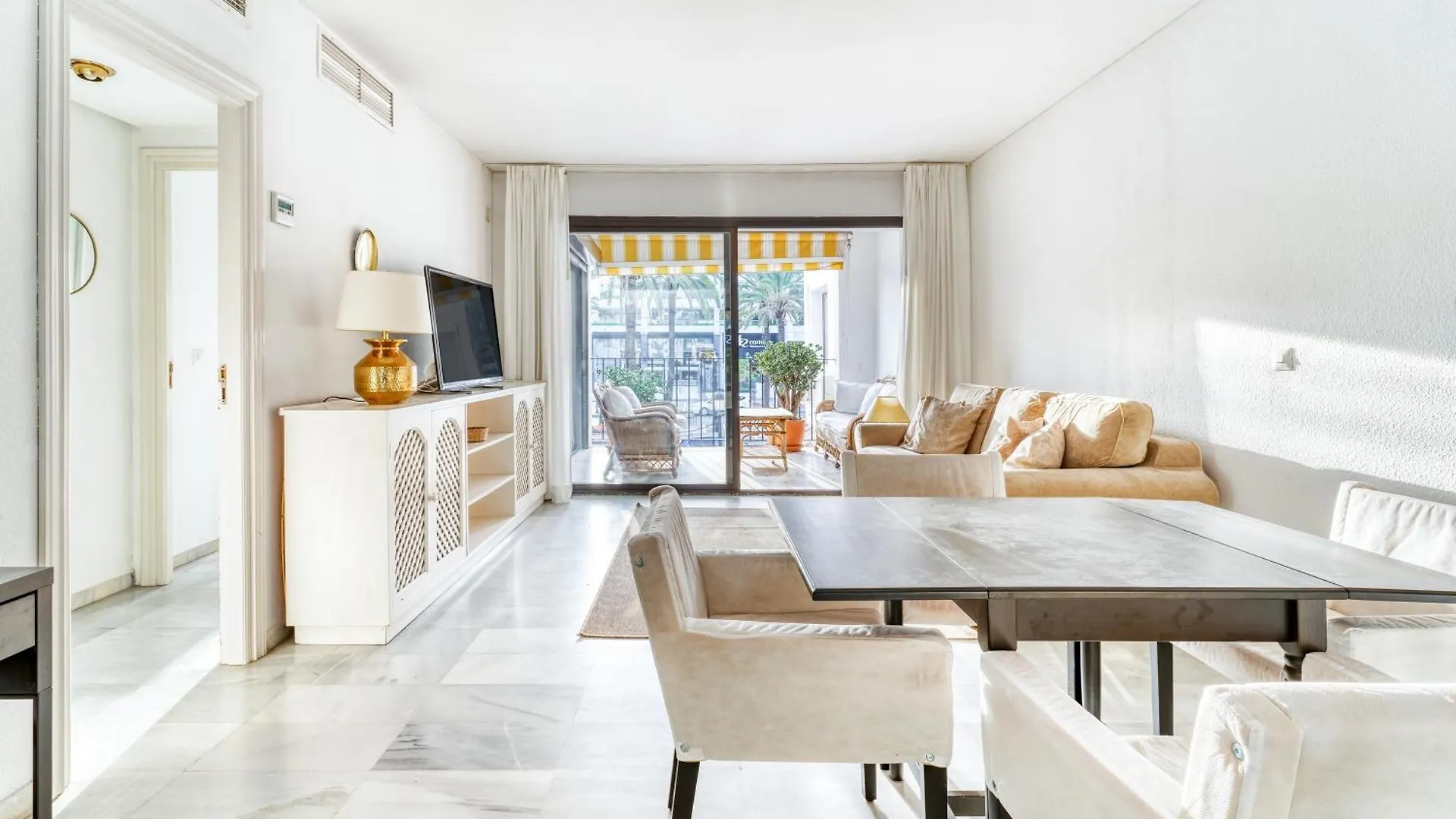 1 Bed Apartment In Puerto Banus Marbella